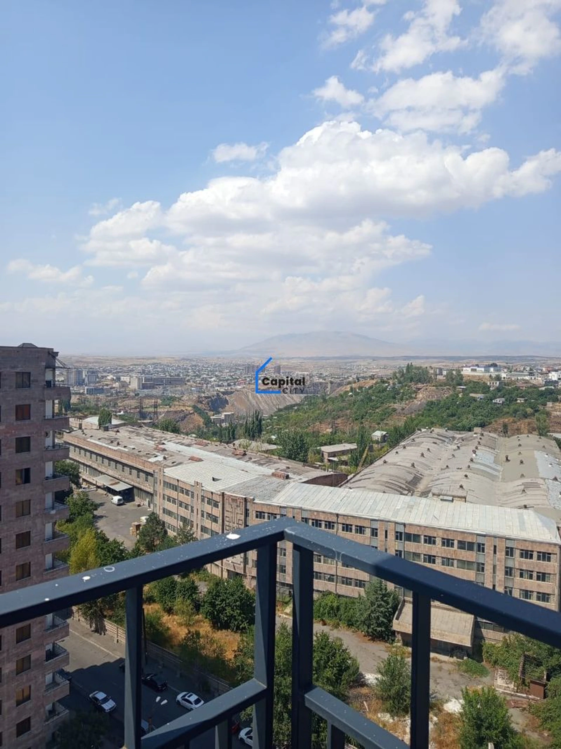 Նորակառույց 3 սենյականոց բնակարան վաճառքի Ադոնցի փողոցում, Արաբկիրում, Երևան