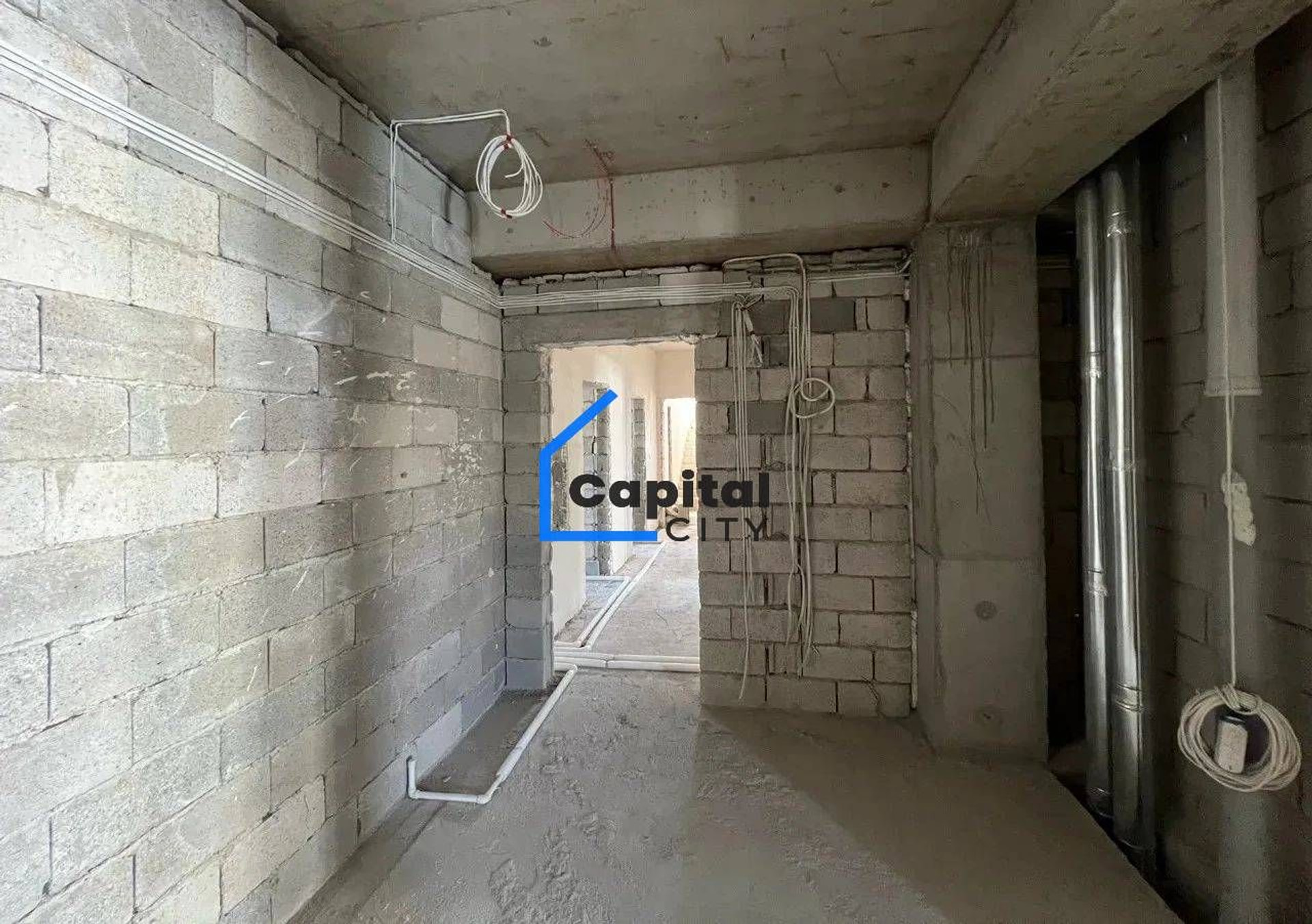 2 սենյականոց բնակարան վաճառքի Վերին Անտառային փողոցում, Կենտրոնում, Երևան