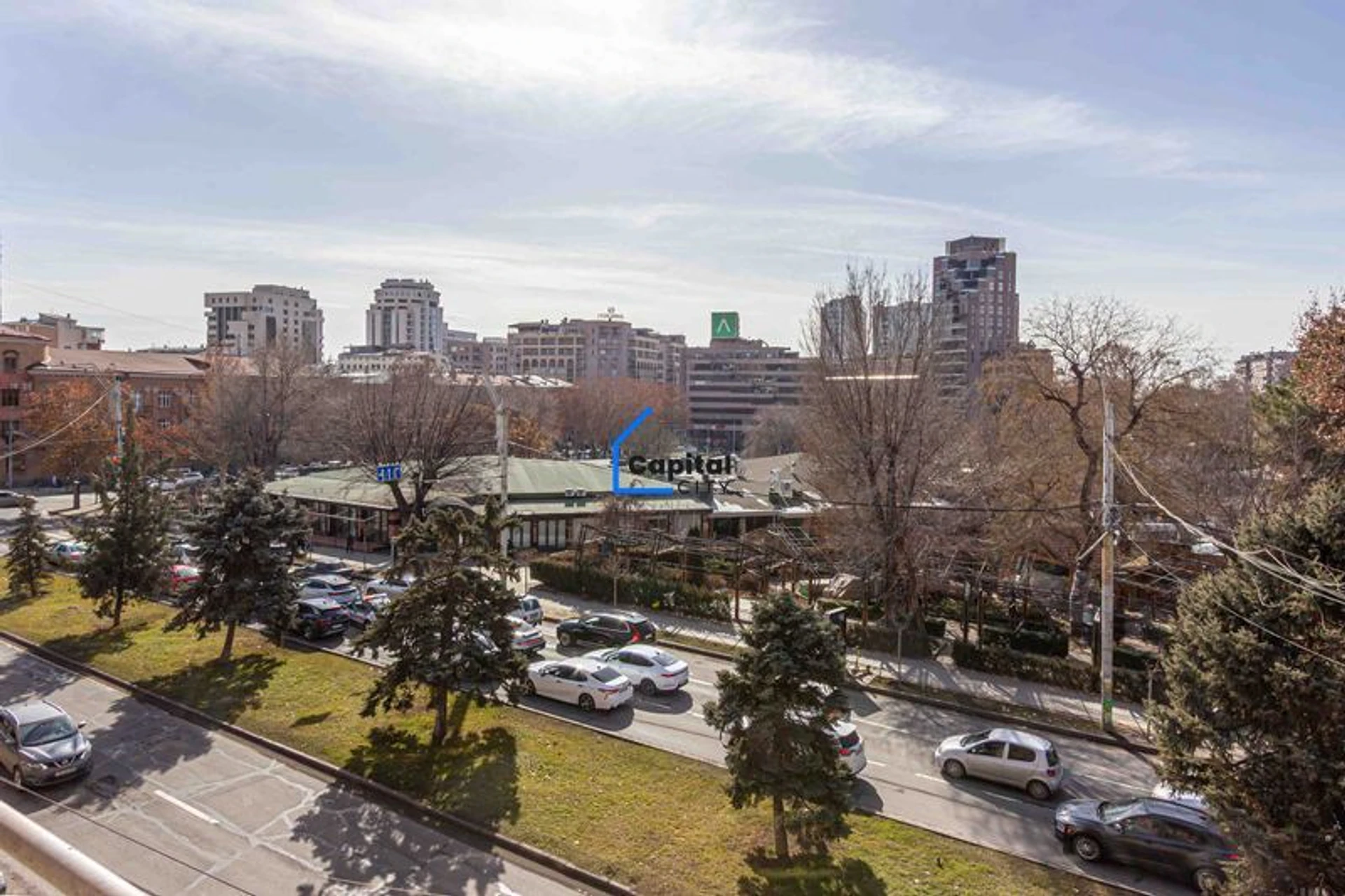 Տարածուն 3 սենյականոց բնակարան վաճառքի Սայաթ-Նովա պողոտա փողոցում, Կենտրոնում, Երևան