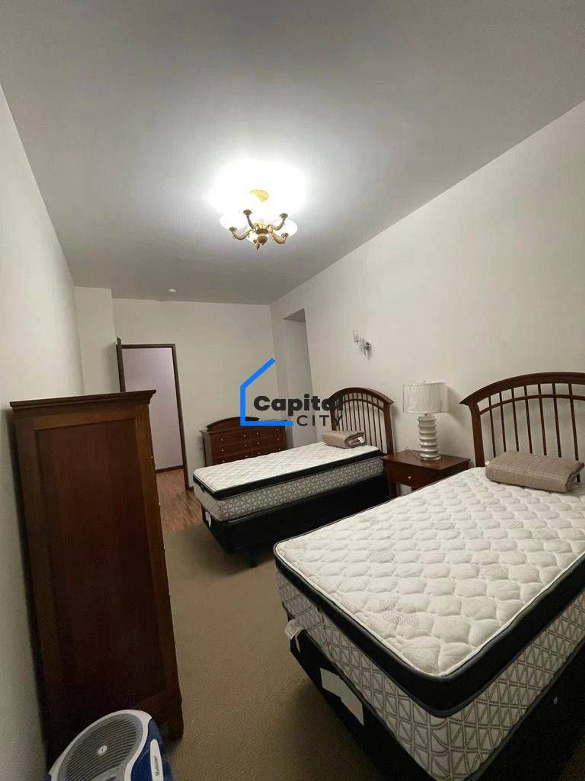 Նորակառույց 4 սենյականոց բնակարան վաճառքի Ամիրյան փողոցում, Կենտրոնում, Երևան
