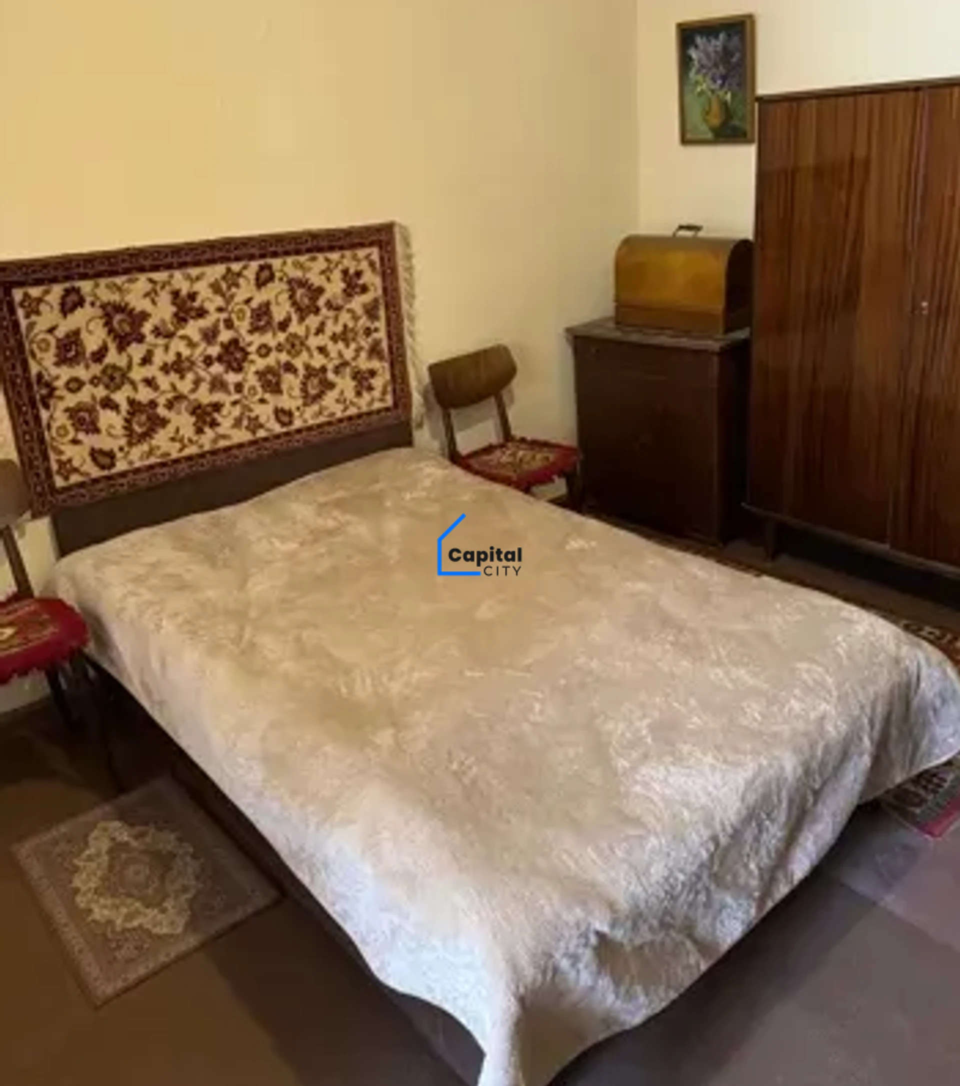 2 սենյականոց բնակարան վաճառքի Հանրապետության 78 փողոցում, Կենտրոնում, Երևան