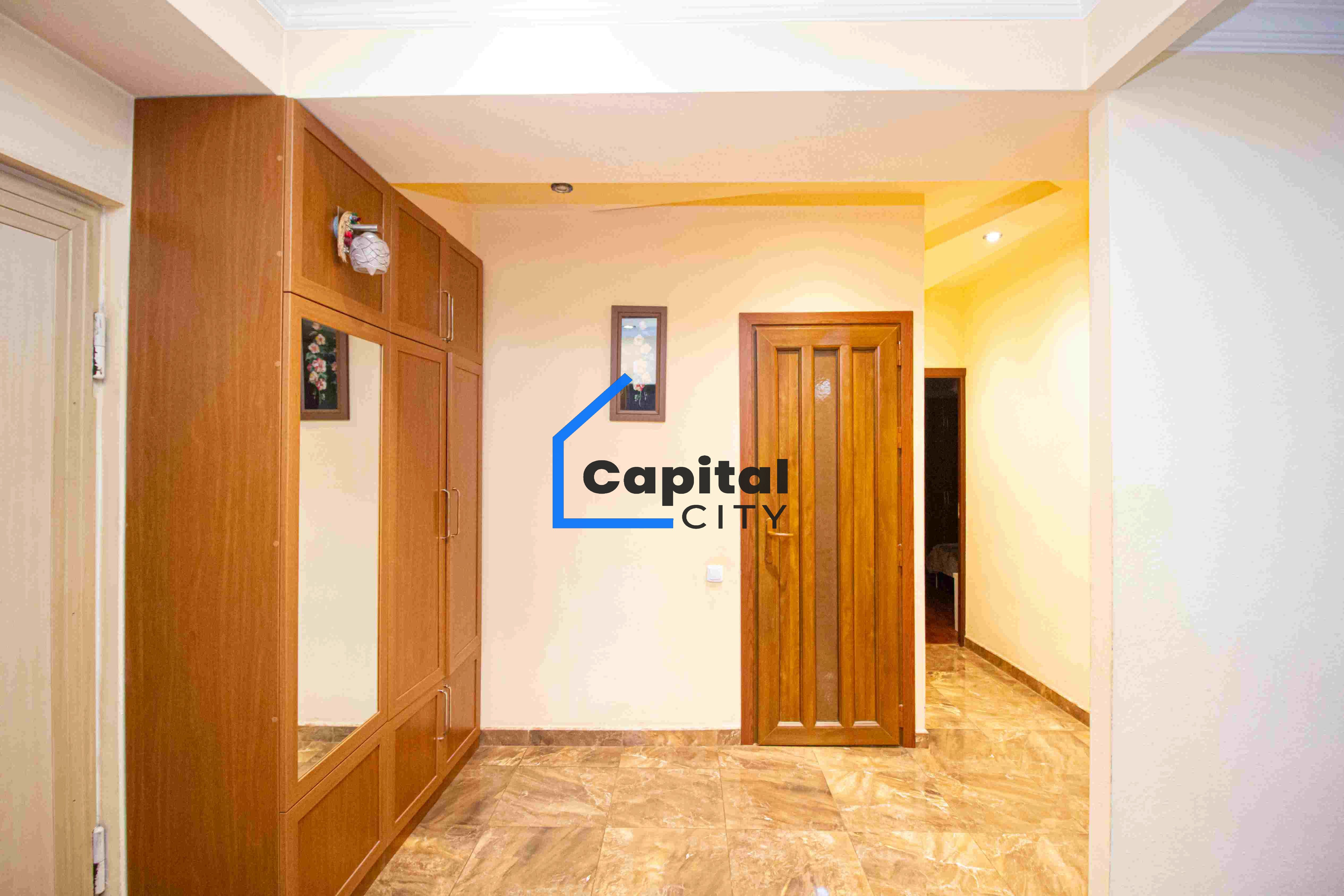 3 սենյականոց բնակարան վաճառքի Վրացական փողոցում, Արաբկիրում, Երևան, 83 մ², քարե, վերանորոգված