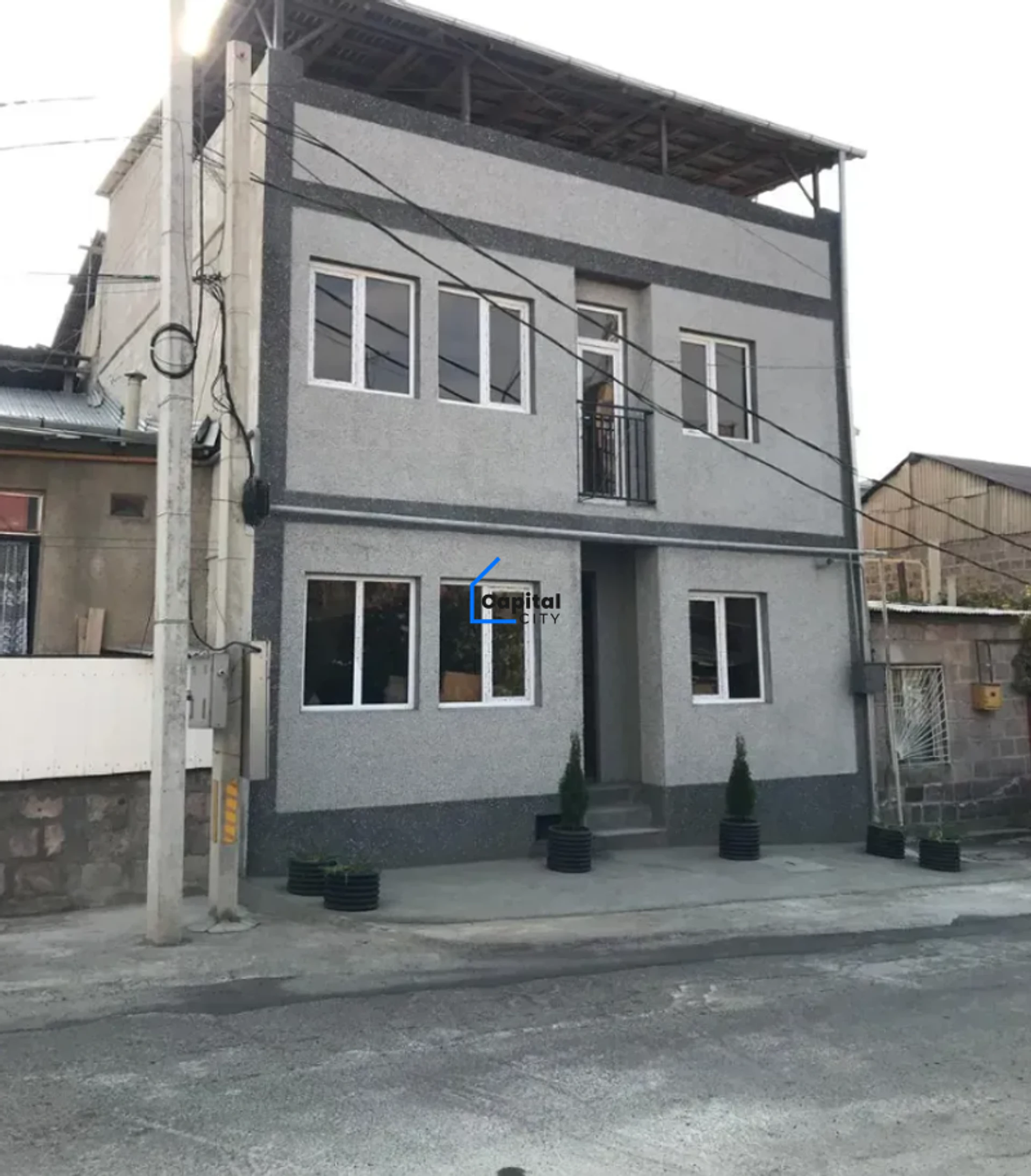 6 սենյականոց առանձնատուն վաճառքի Այգեկցու փողոցում, Արաբկիրում, Երևան, 63 մ², քարե, զրոյական
