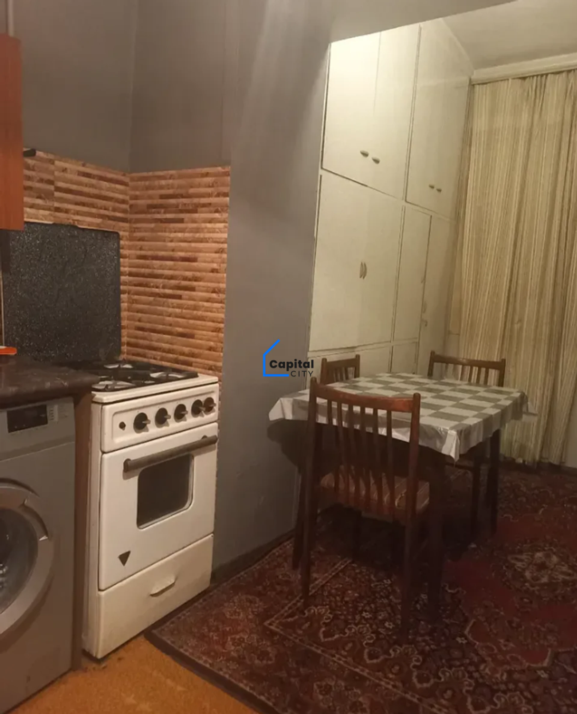 3 սենյականոց բնակարան վաճառքի Կոմիտասի պողոտա փողոցում, Արաբկիրում, Երևան, 63 մ², քարե, լավ
