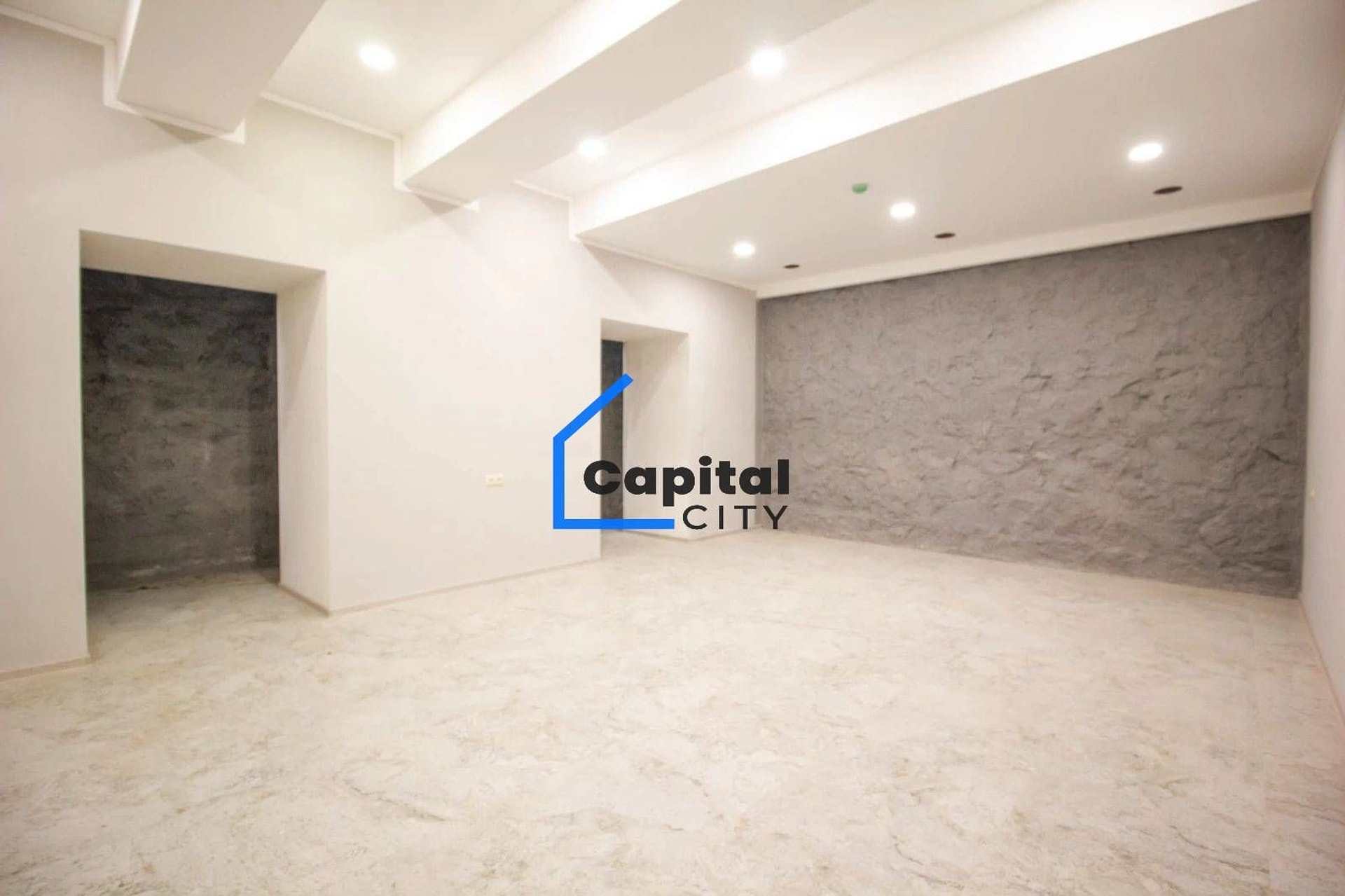 Կոմերցիոն վաճառքի Մեսրոպ Մաշտոց պողոտա փողոցում