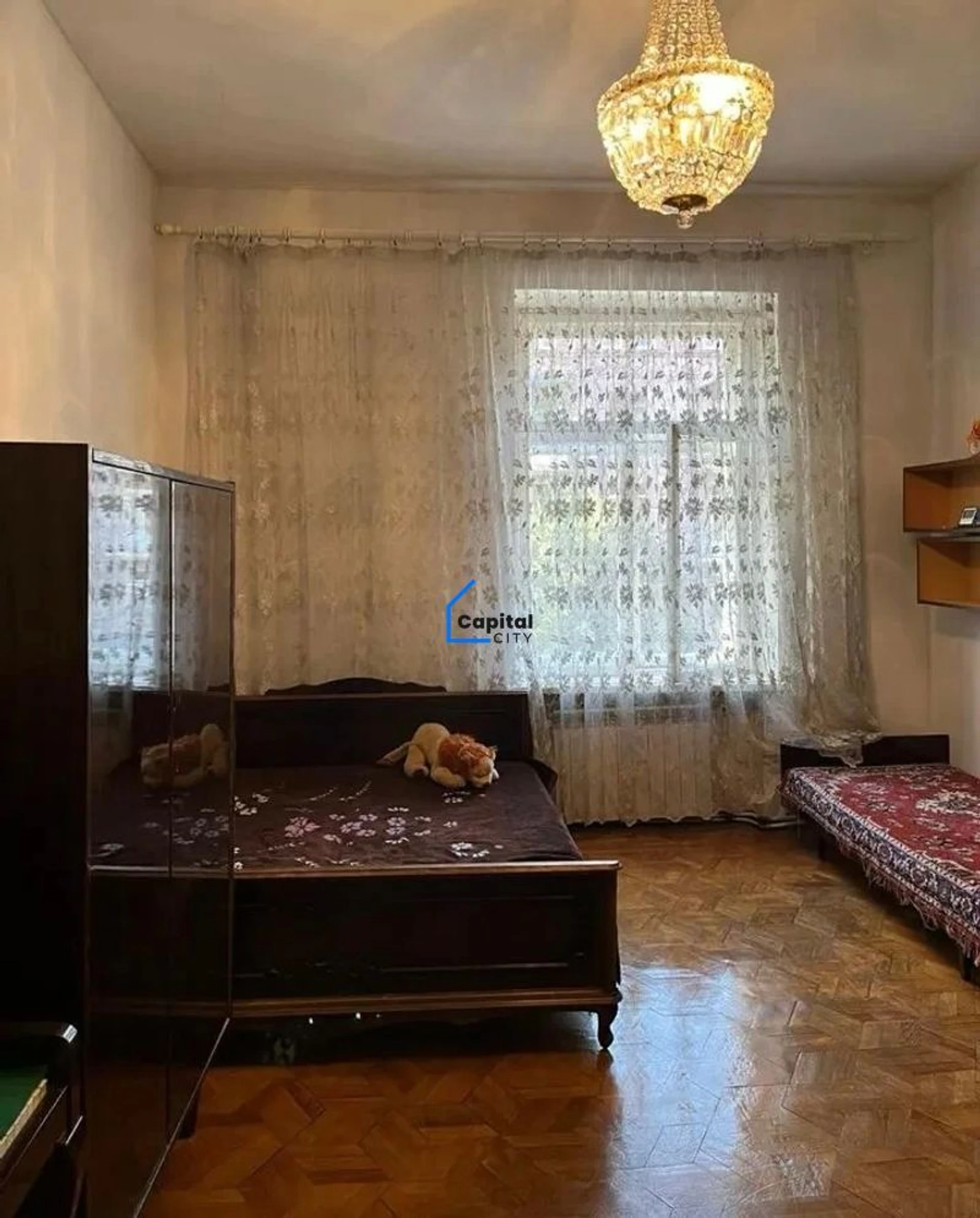 3 սենյականոց բնակարան վաճառքի Կասյանի փողոցում, Արաբկիրում, Երևան, 96 մ², քարե, վերանորոգված