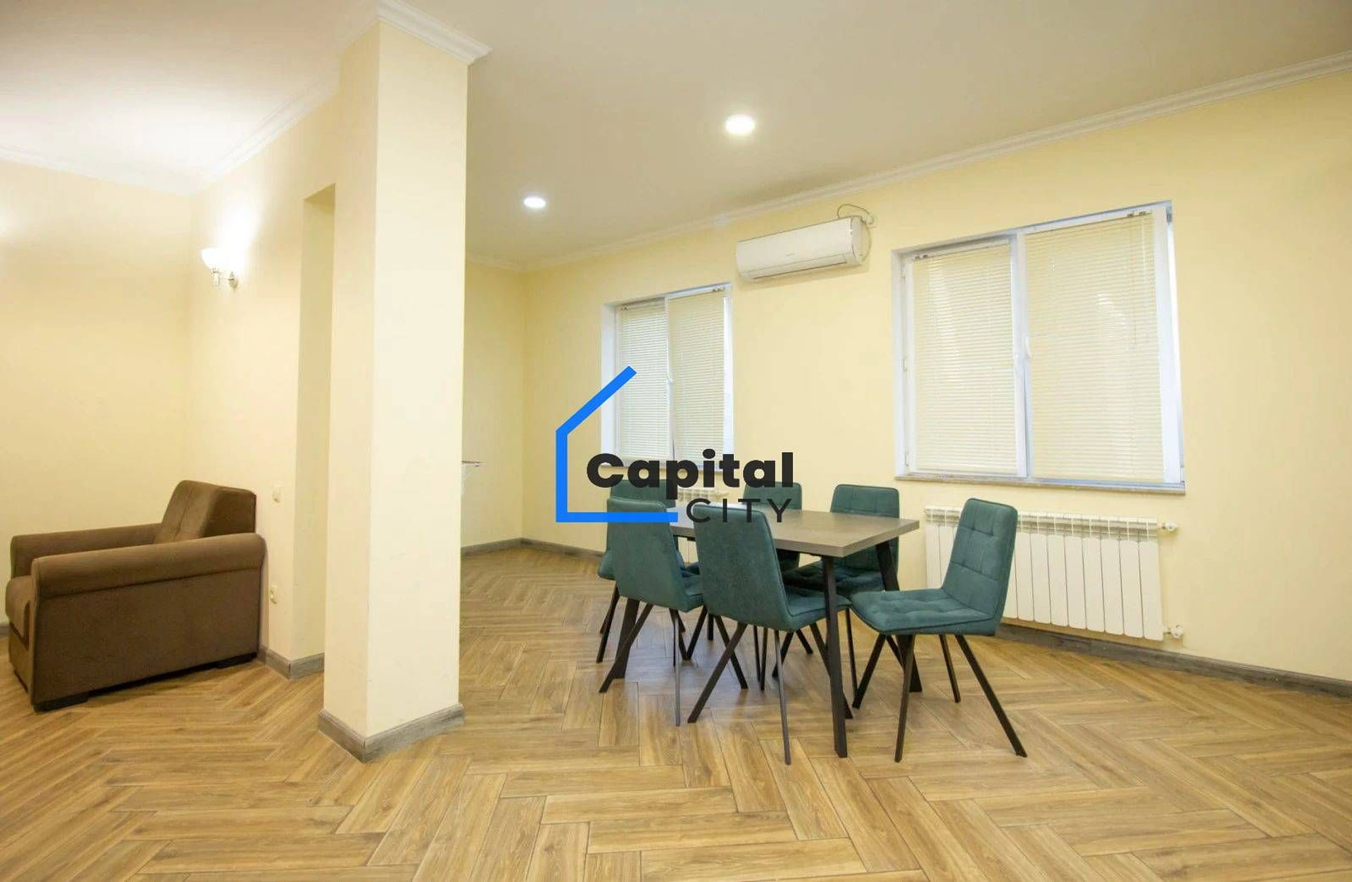 Տարածուն 3 սենյականոց բնակարան վաճառքի Arami str. փողոցում, Կենտրոնում, Երևան