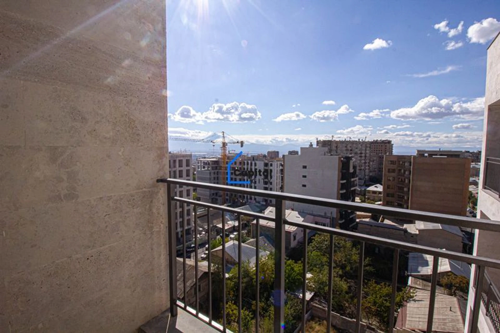Նորակառույց 3 սենյականոց բնակարան վաճառքի Վահագն Դավթյան փողոցում, Արաբկիրում, Երևան