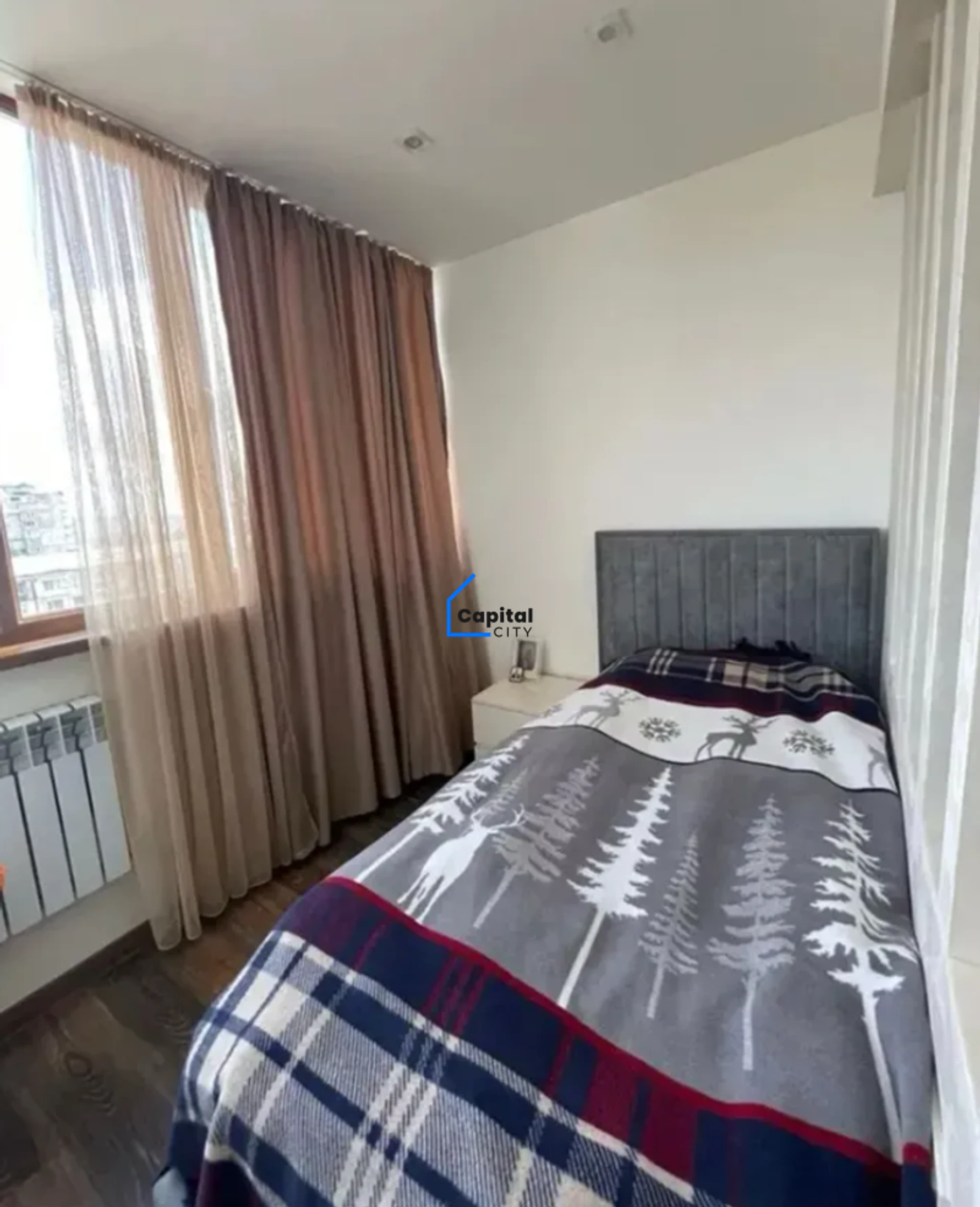 3 սենյականոց բնակարան վաճառքի Վիկտոր Համբարձումյան փողոցում, Արաբկիրում, Երևան
