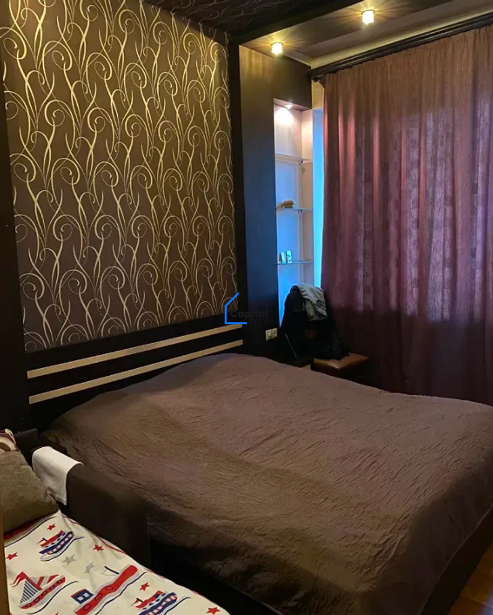 Նորակառույց 4 սենյականոց բնակարան վաճառքի Նիկողայոս Ադոնցի փողոցում, Արաբկիրում, Երևան