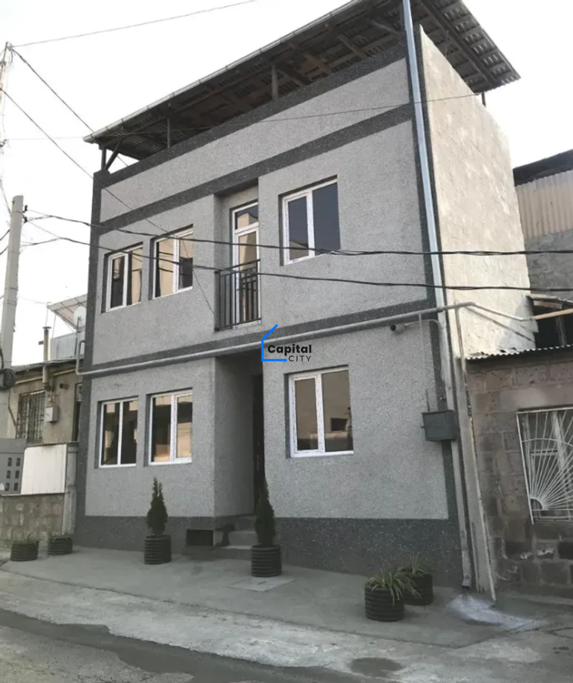 6 սենյականոց առանձնատուն վաճառքի Այգեկցու փողոցում, Արաբկիրում, Երևան, 63 մ², քարե, զրոյական