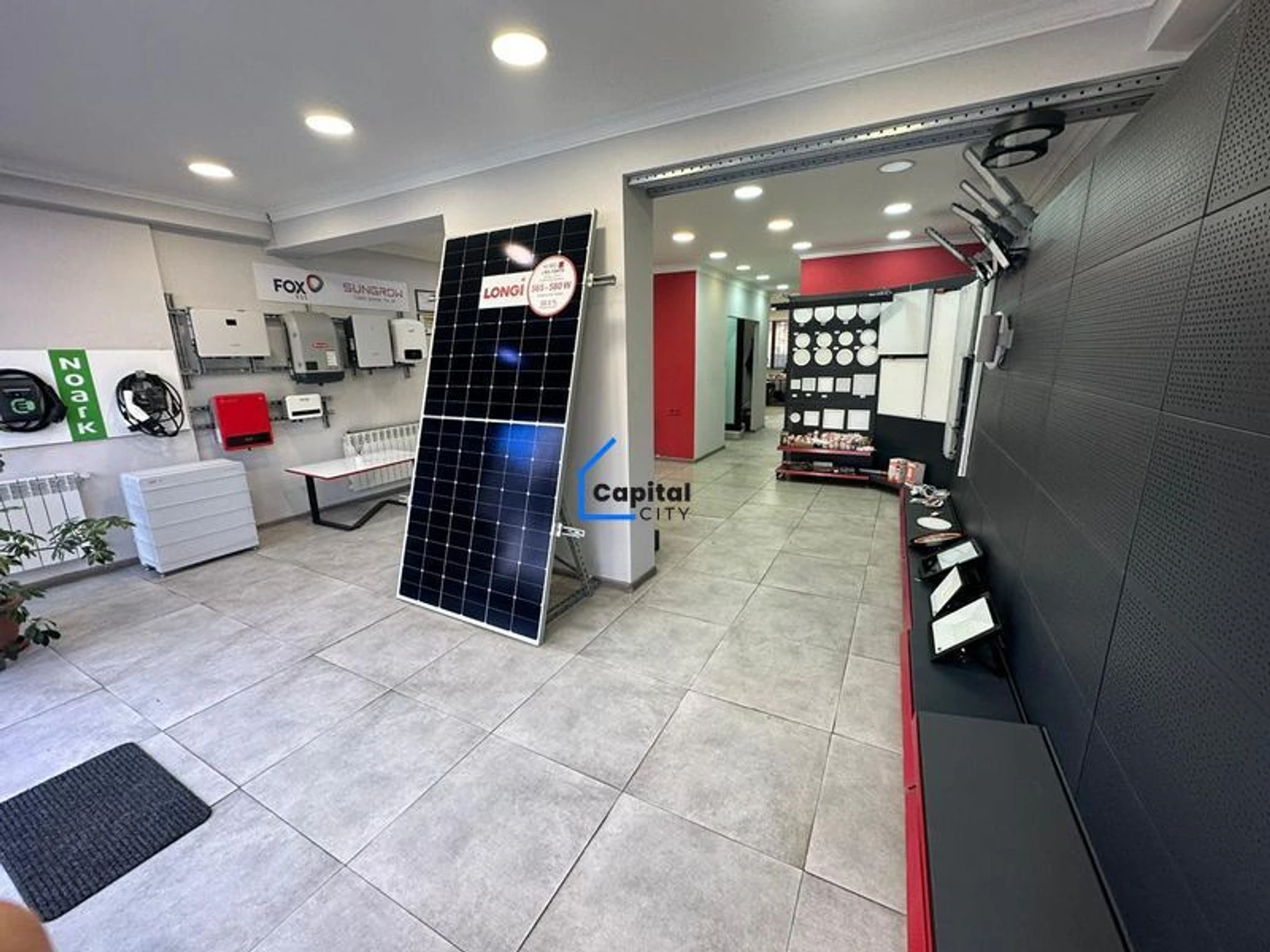 Կոմերցիոն վաճառքի Հրաչյա Քոչարի փողոց