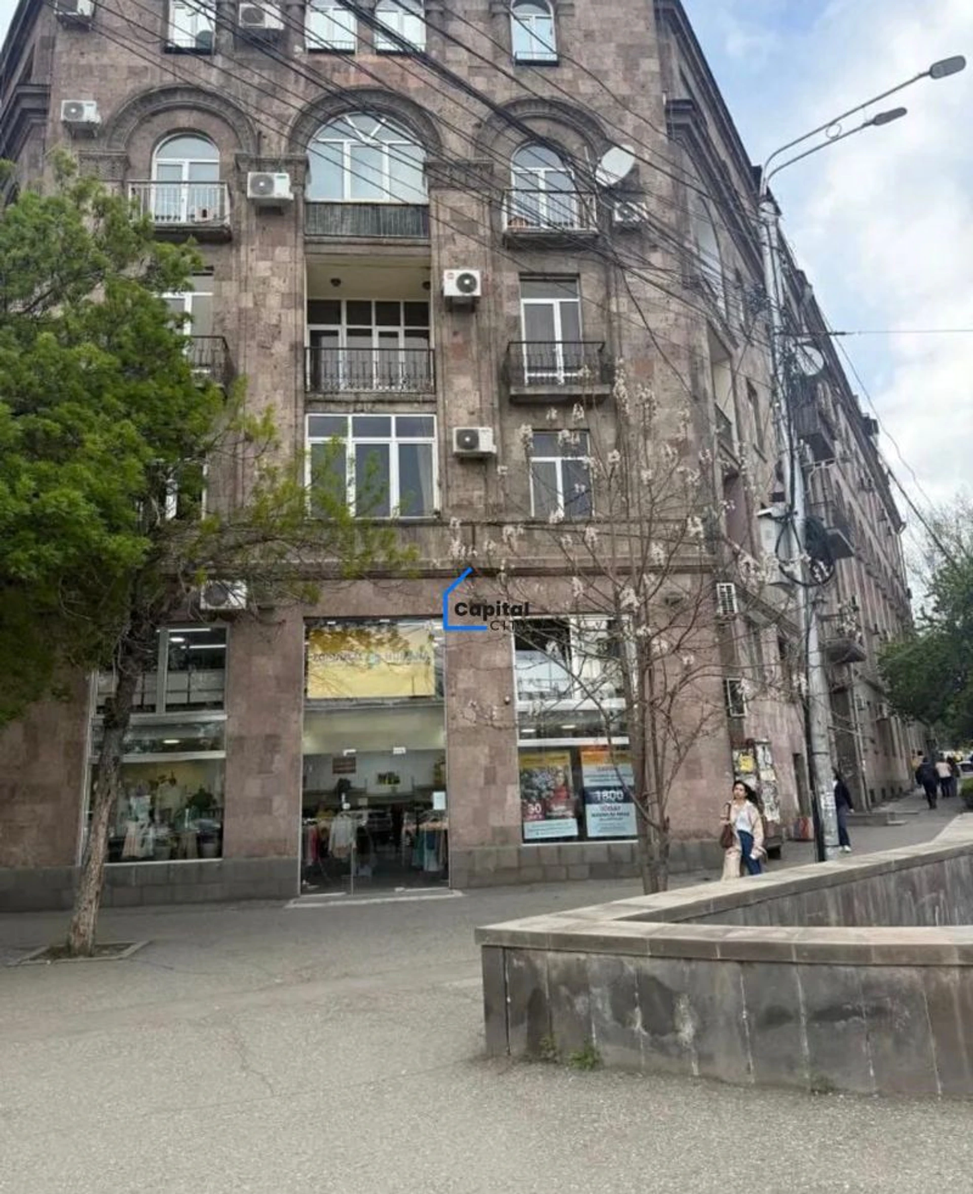 1 սենյականոց բնակարան վաճառքի Վարդանանց փողոցում, Կենտրոնում, Երևան, 32 մ², քարե, վերանորոգված