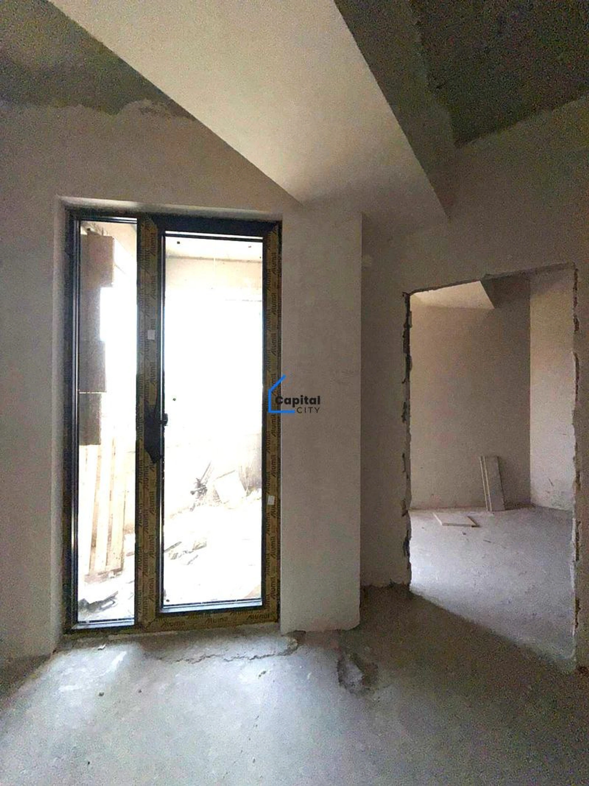 Նորակառույց 3 սենյականոց բնակարան վաճառքի Կոմիտասի պողոտա փողոցում, Արաբկիրում, Երևան