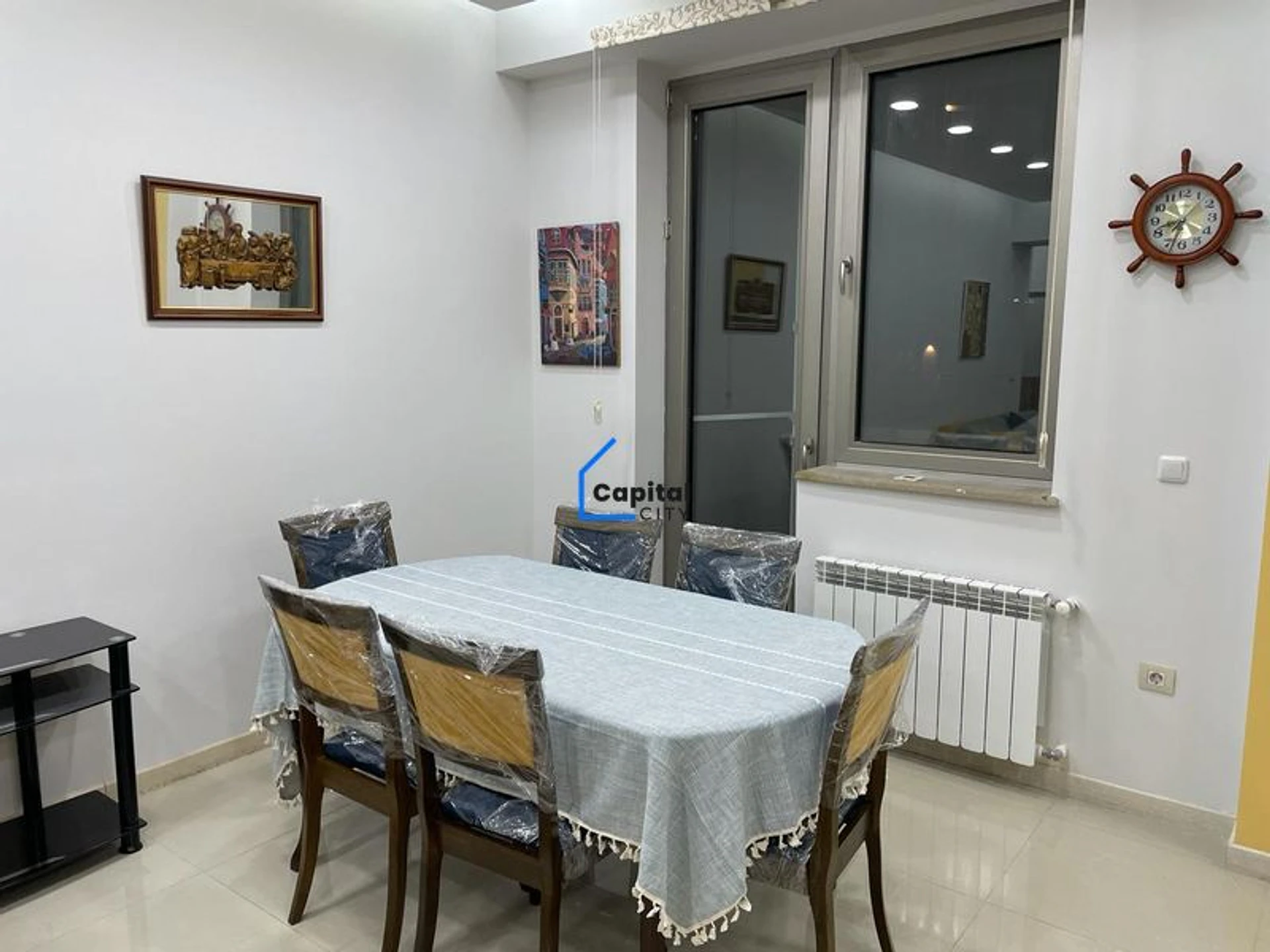 Նորակառույց 3 սենյականոց բնակարան վաճառքի Անտառային փողոցում, Կենտրոնում, Երևան