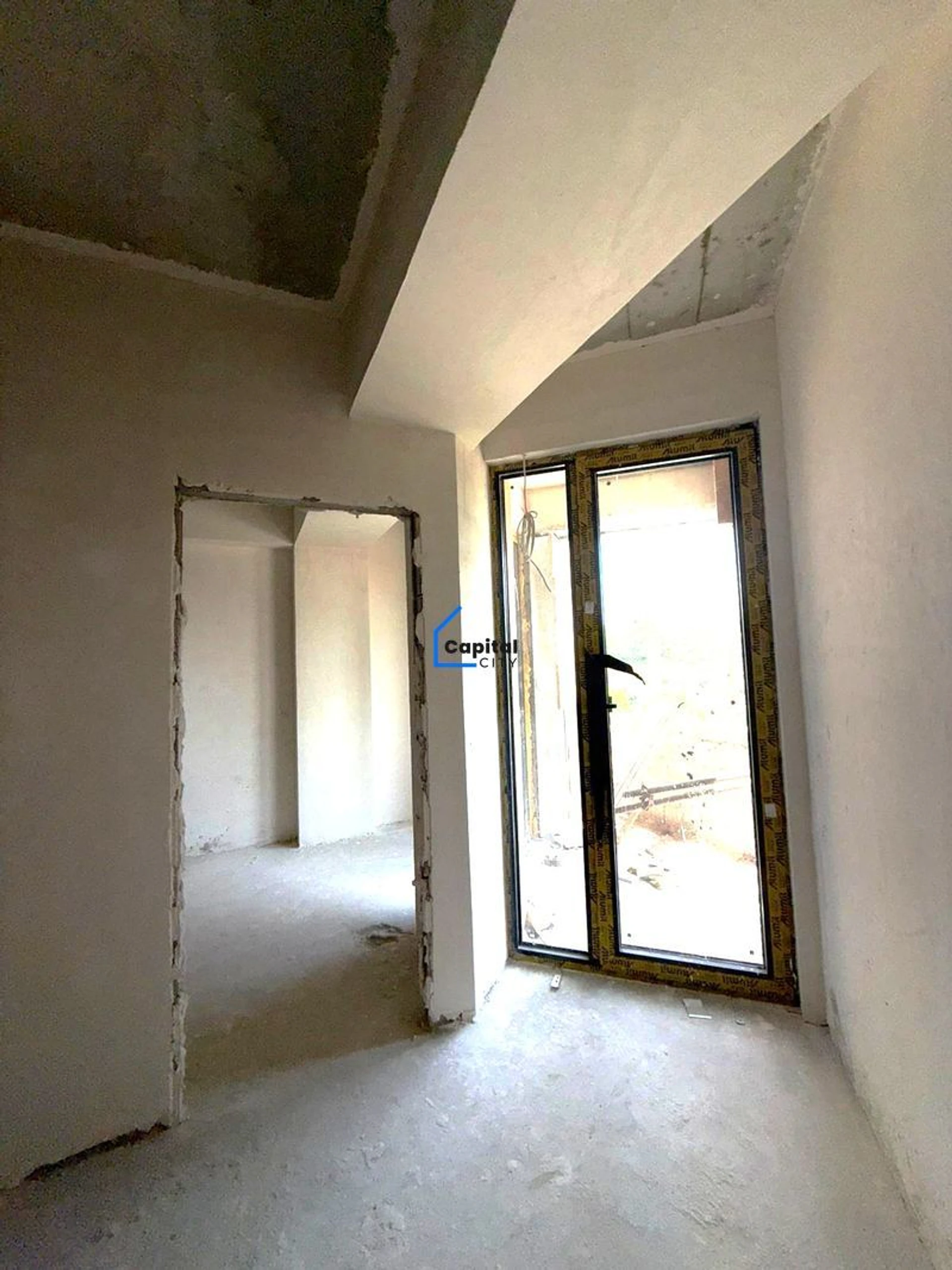 Նորակառույց 3 սենյականոց բնակարան վաճառքի Կոմիտասի պողոտա փողոցում, Արաբկիրում, Երևան
