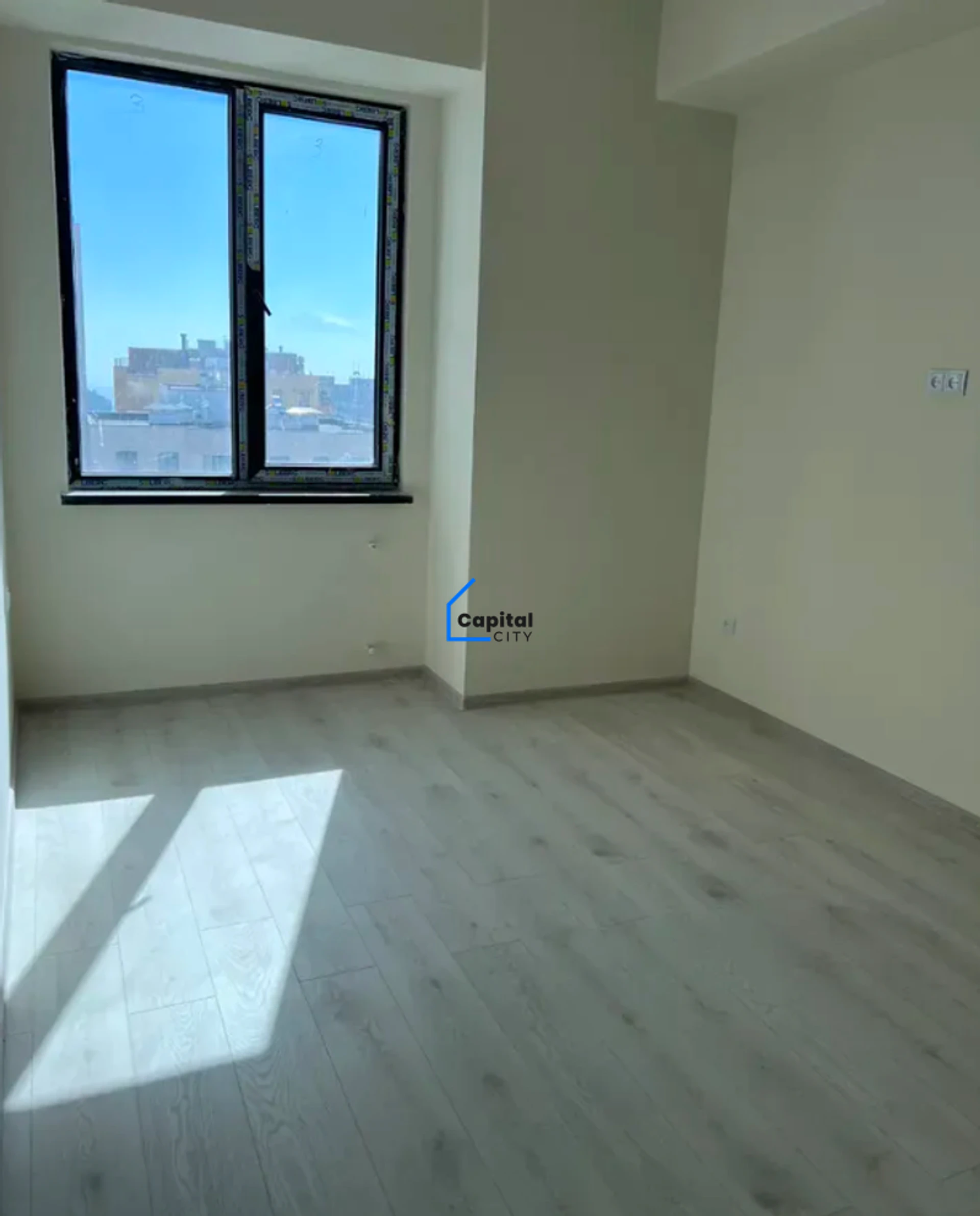 Նորակառույց 4 սենյականոց բնակարան վաճառքի Կոմիտասի պողոտա փողոցում, Արաբկիրում, Երևան