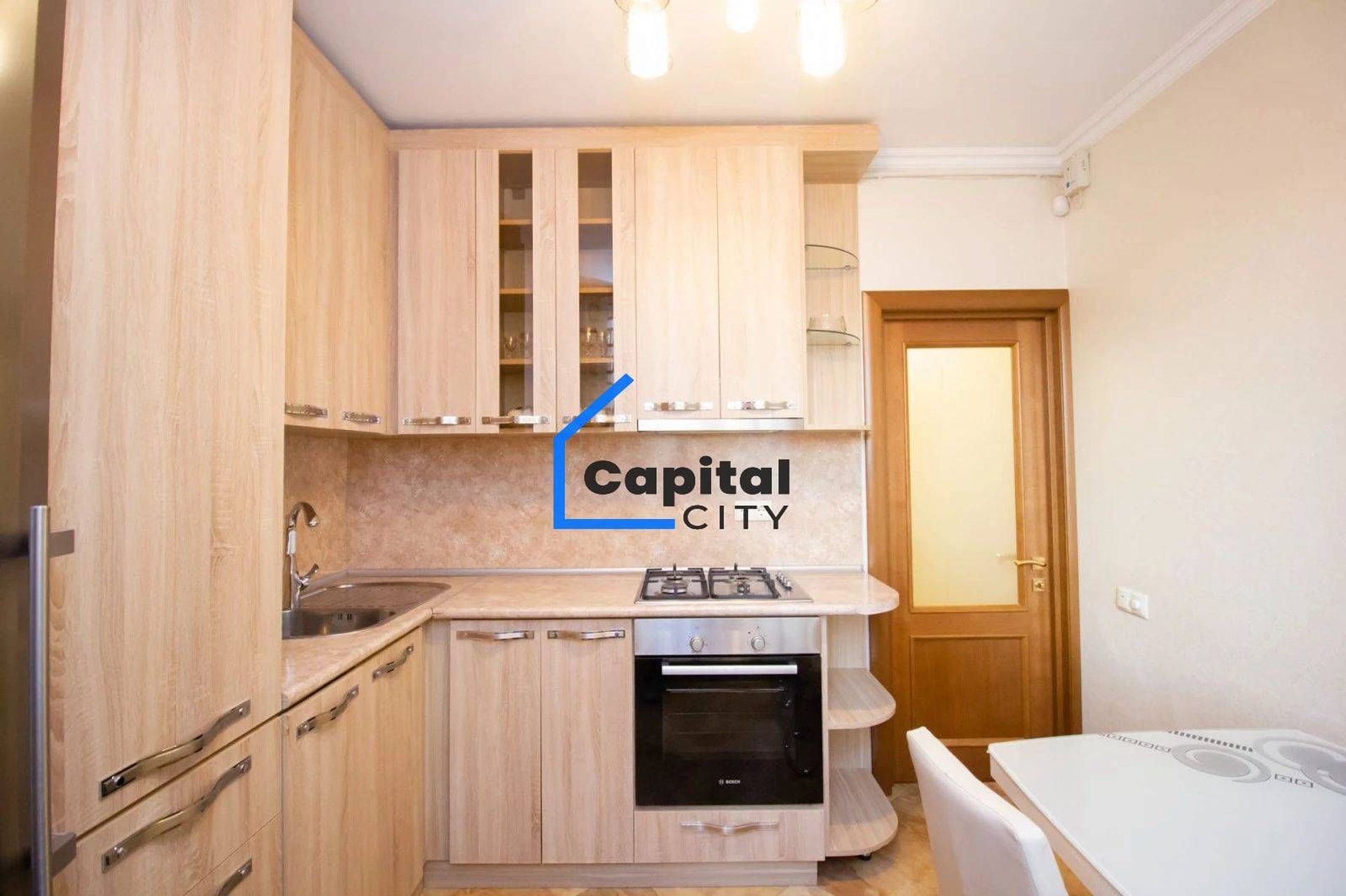 2 սենյականոց բնակարան վաճառքի Սայաթ-Նովա պողոտա փողոցում, Կենտրոնում, Երևան