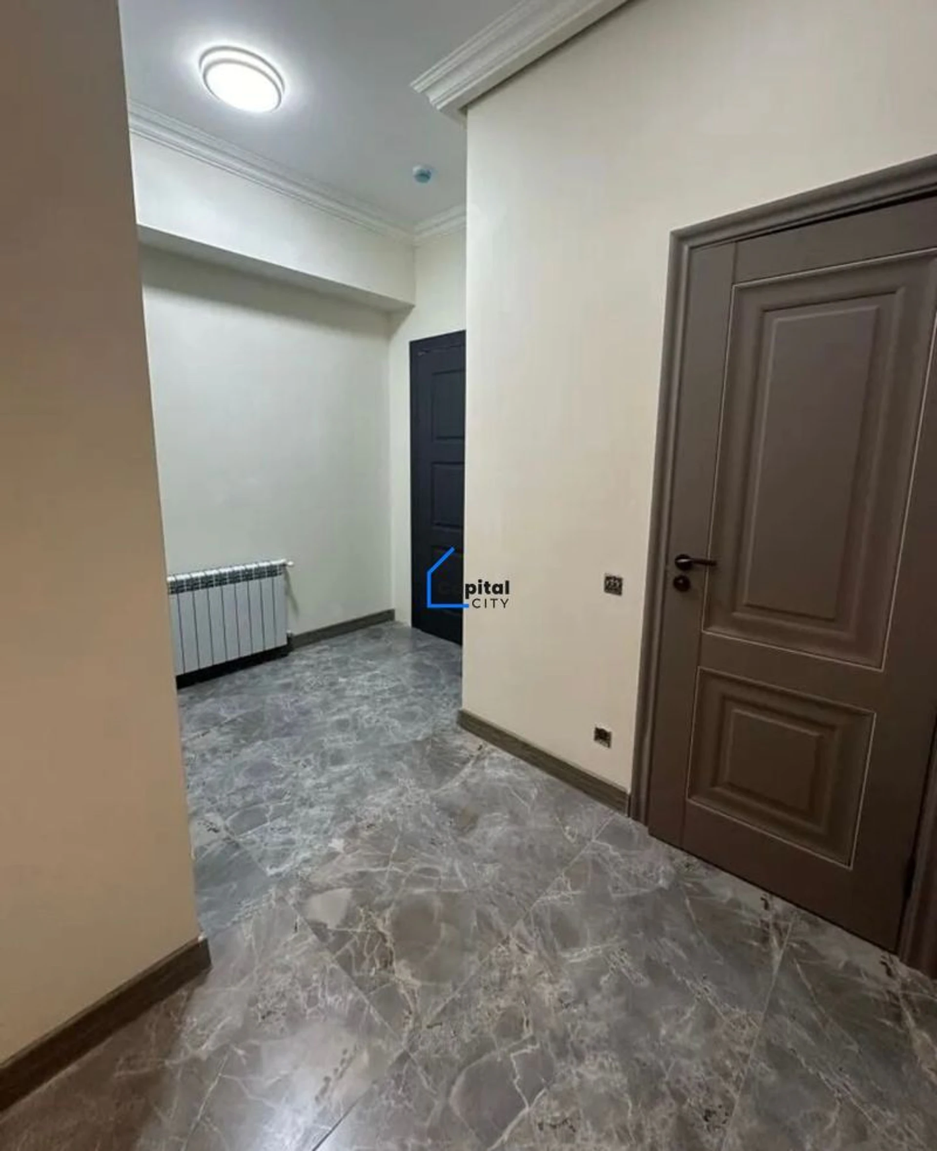 Նորակառույց 4 սենյականոց բնակարան վաճառքի Adonts St փողոցում, Արաբկիրում, Երևան