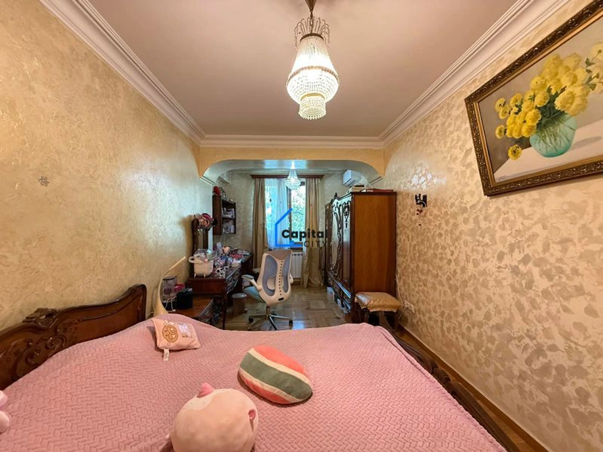 3 սենյականոց բնակարան վաճառքի Հին Երևանցու փողոցում, Կենտրոնում, Երևան, 92 մ², պանելային, լավ