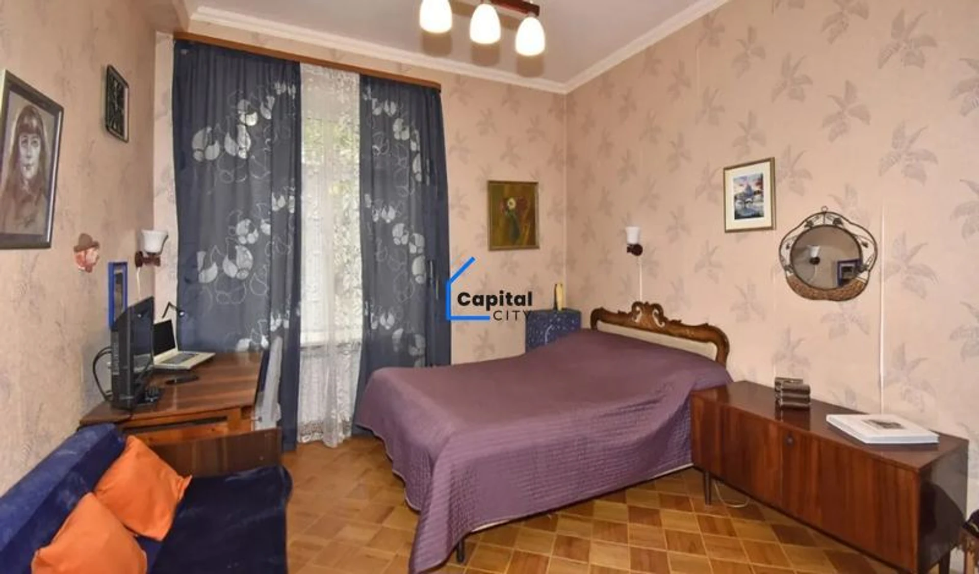 2 սենյականոց բնակարան վաճառքի Վարդանանց փողոցում, Կենտրոնում, Երևան, 60 մ², 2/4 հարկ, քարե, լավ