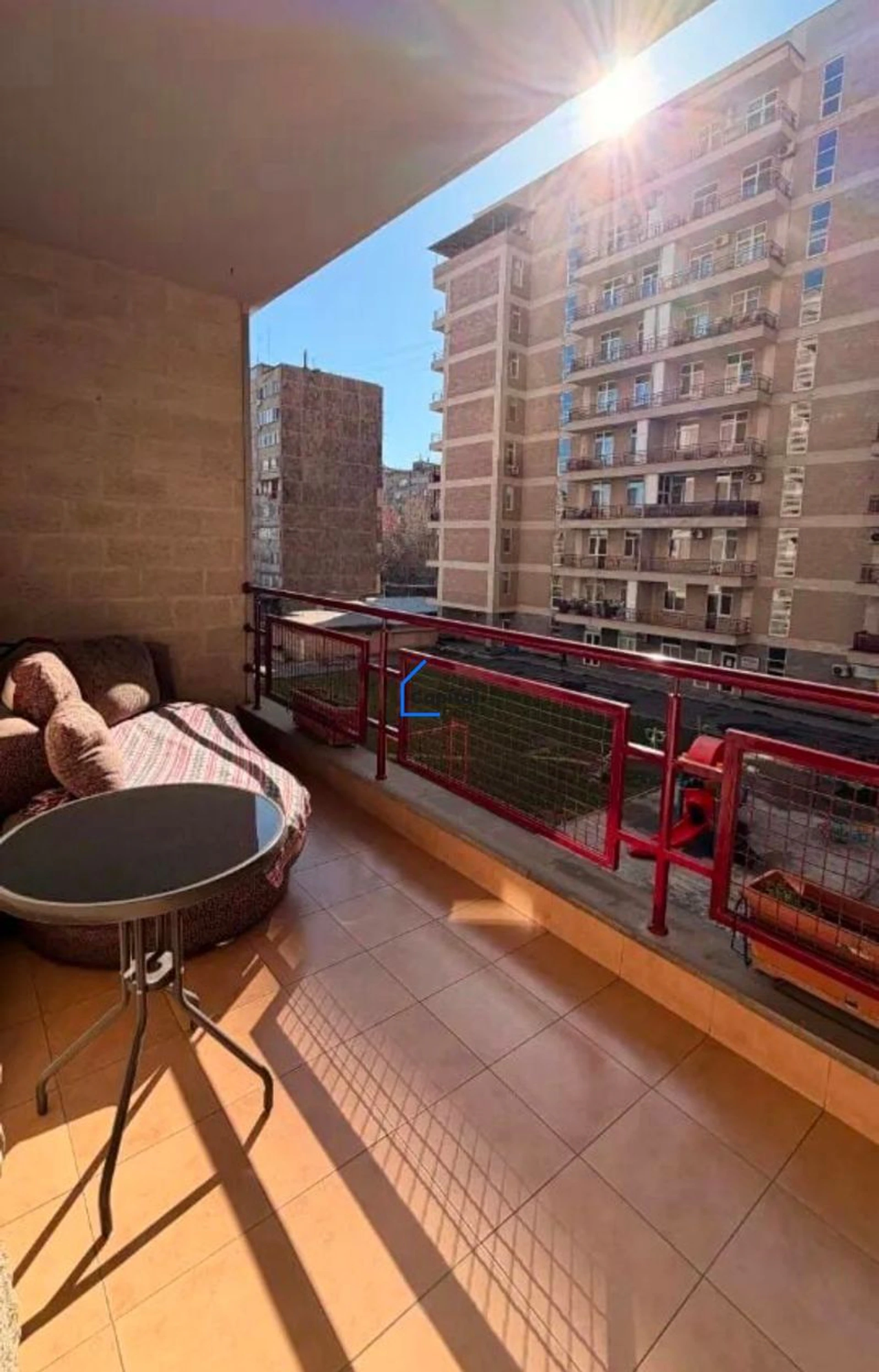 Նորակառույց 4 սենյականոց բնակարան վաճառքի Ռոստոմի փողոցում, Կենտրոնում, Երևան