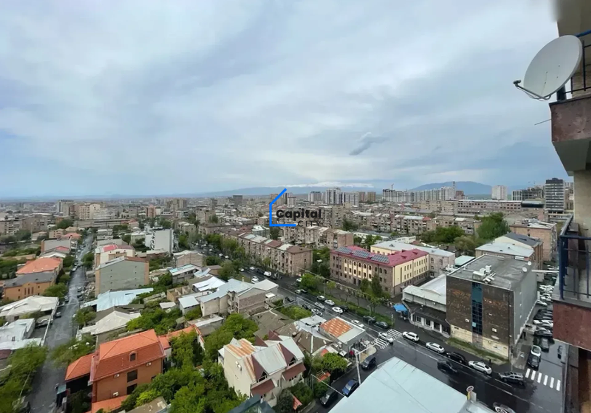 Տարածուն 3 սենյականոց բնակարան վաճառքի Նաիրի Զարյան փողոցում, Արաբկիրում, Երևան