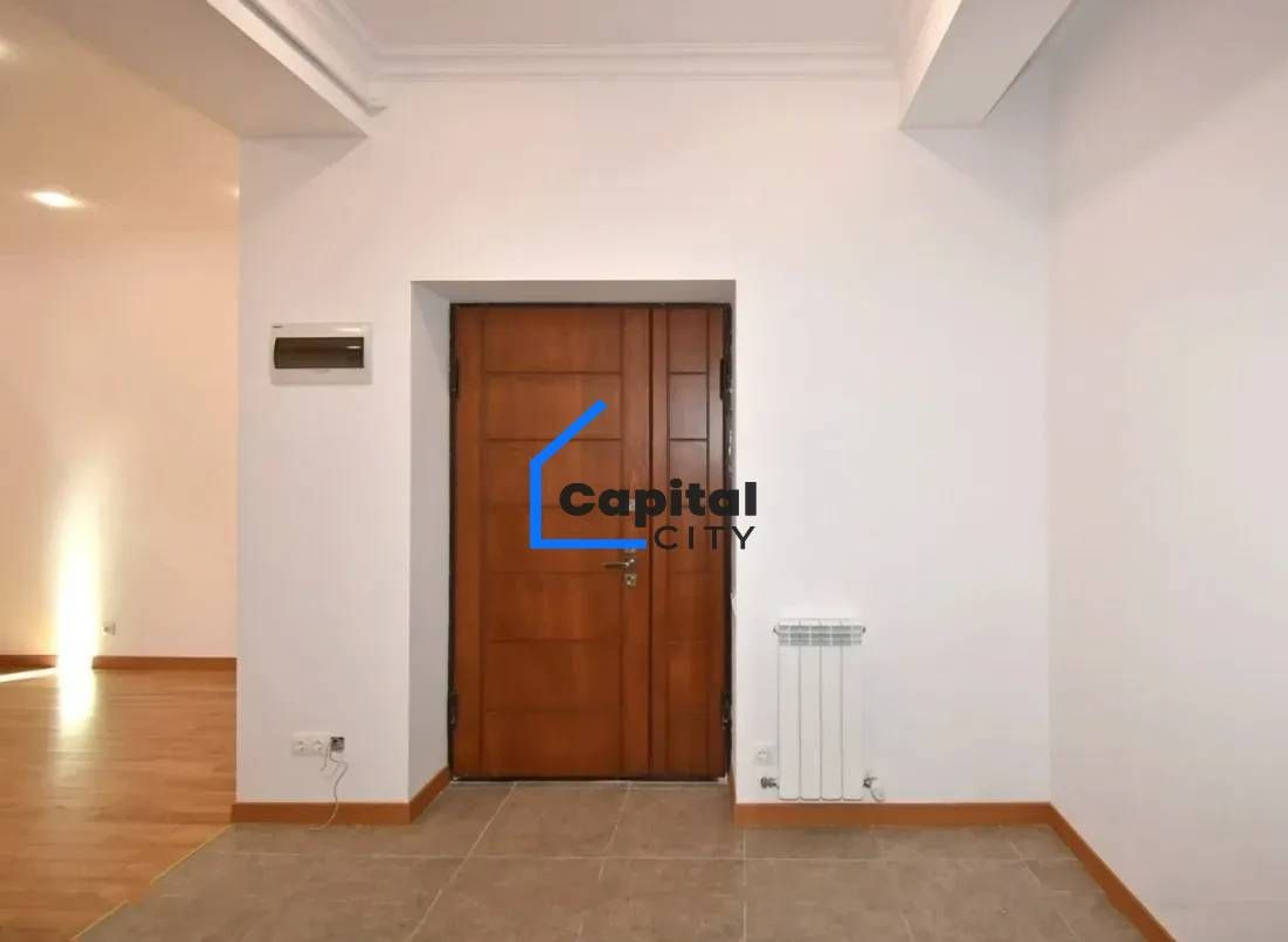 3 սենյականոց բնակարան վաճառքի Մեսրոպ Մաշտոց պողոտա փողոցում, Կենտրոնում, Երևան