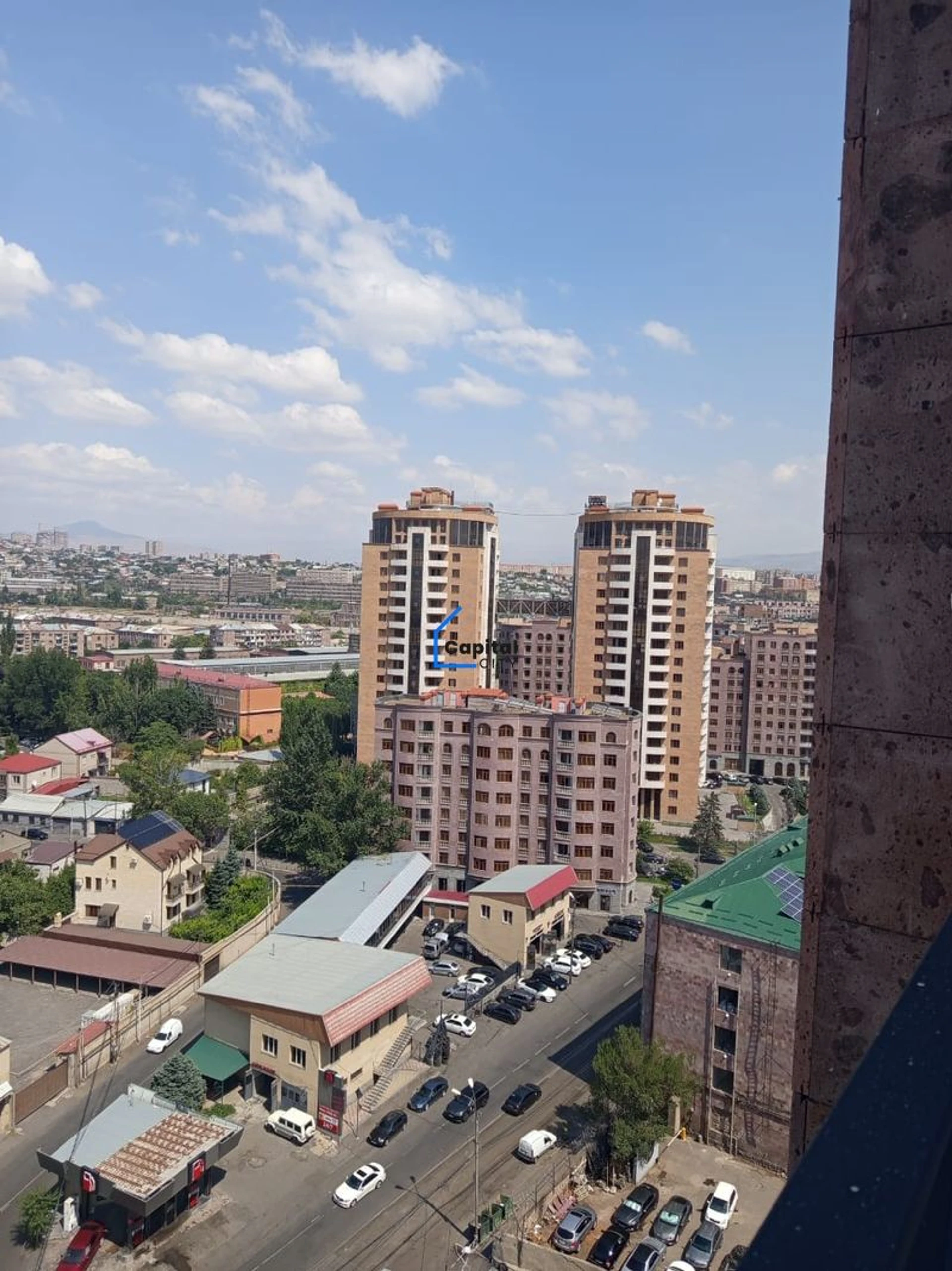 Նորակառույց 3 սենյականոց բնակարան վաճառքի Ադոնցի փողոցում, Արաբկիրում, Երևան