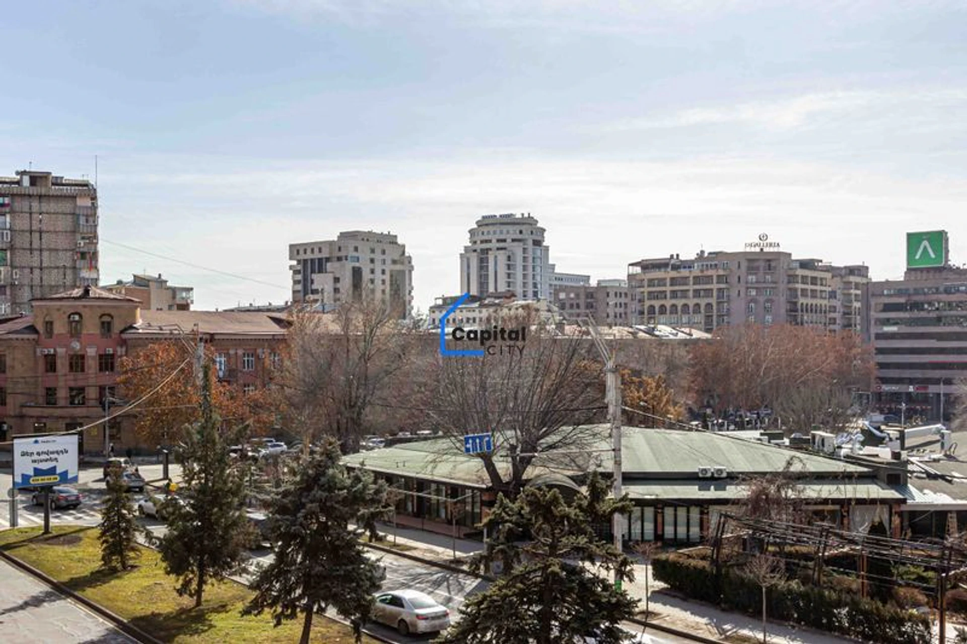 Տարածուն 3 սենյականոց բնակարան վաճառքի Սայաթ-Նովա պողոտա փողոցում, Կենտրոնում, Երևան