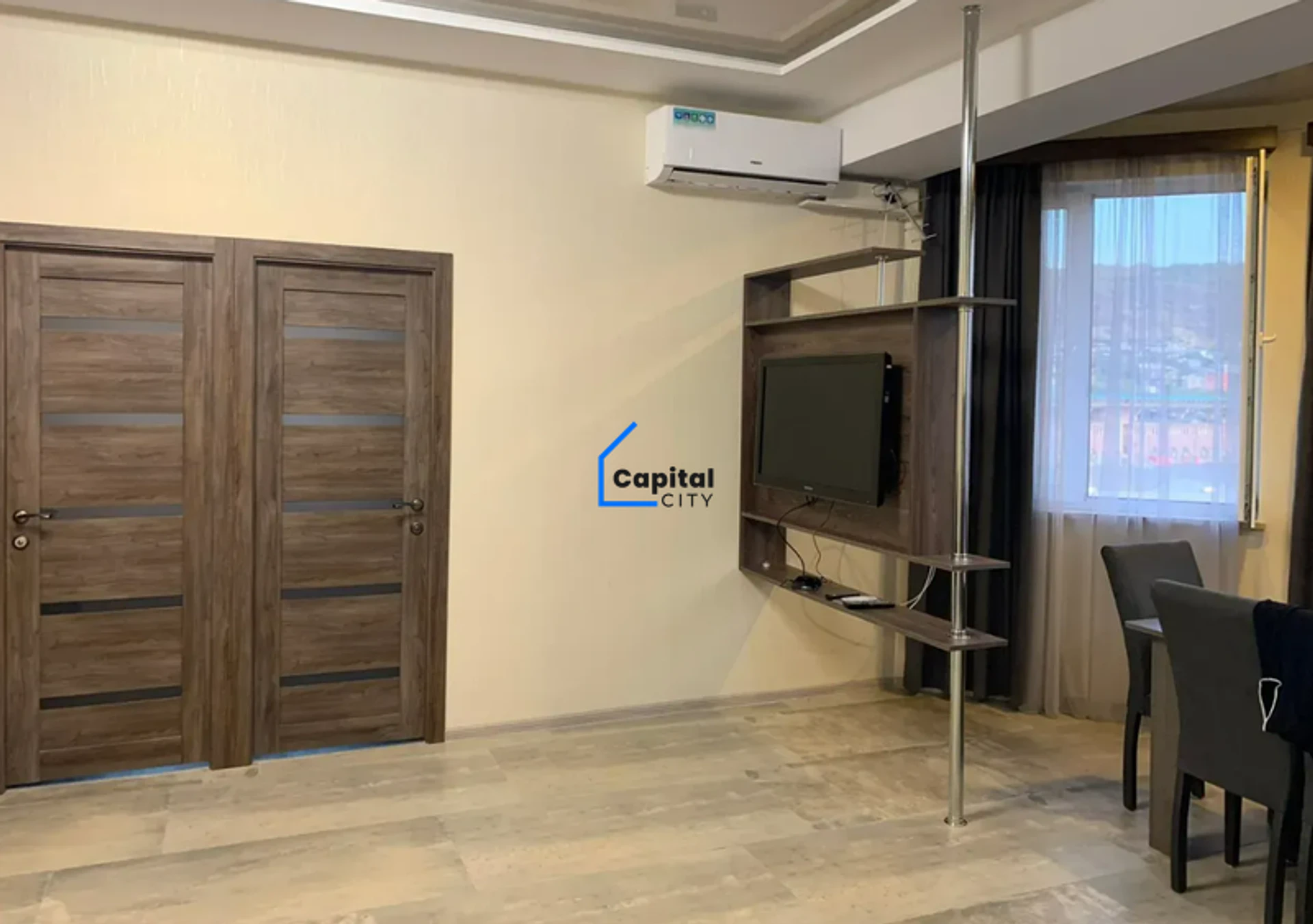 Նորակառույց 3 սենյականոց բնակարան վաճառքի Ալեք Մանուկյան փողոցում, Կենտրոնում, Երևան