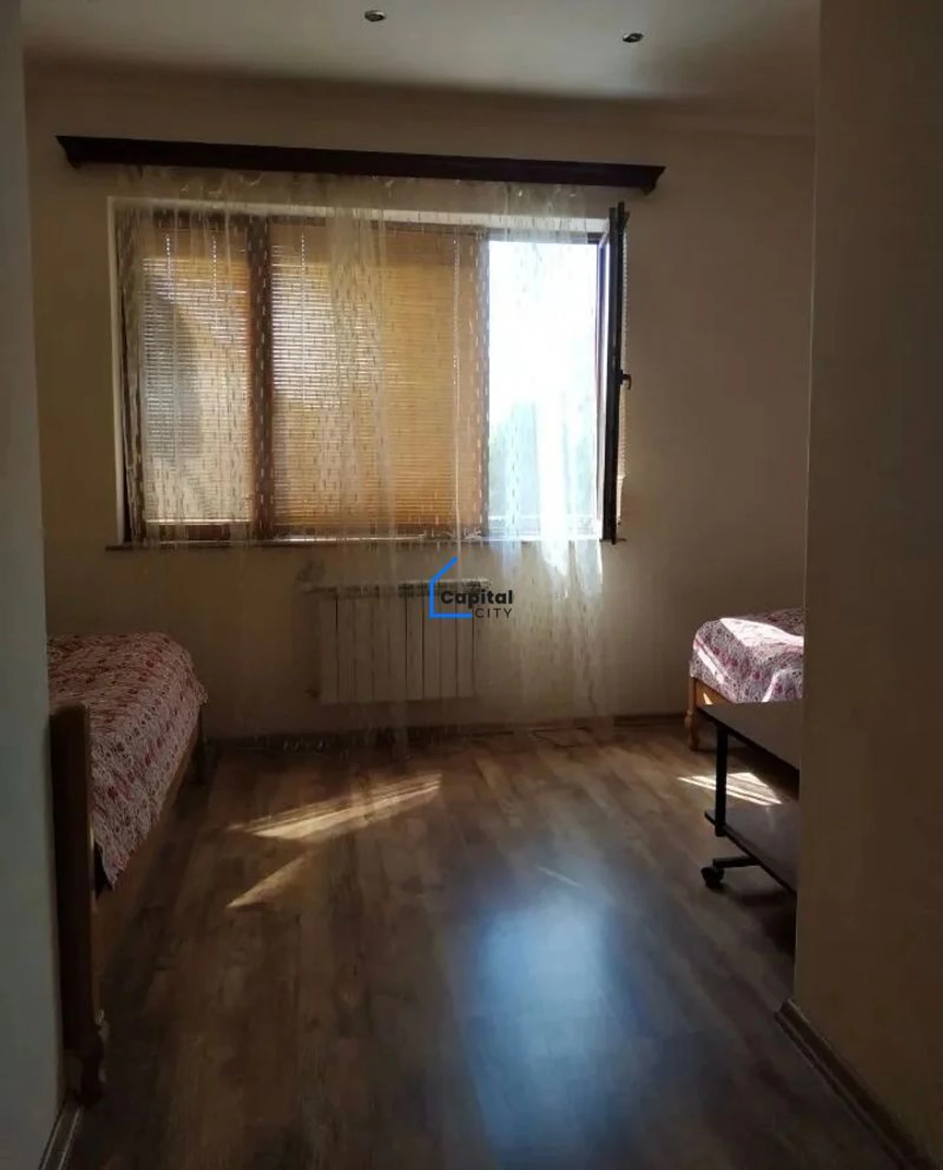 2 սենյականոց բնակարան վաճառքի Ամիրյան փողոցում, Կենտրոնում, Երևան, 69 մ², քարե, վերանորոգված