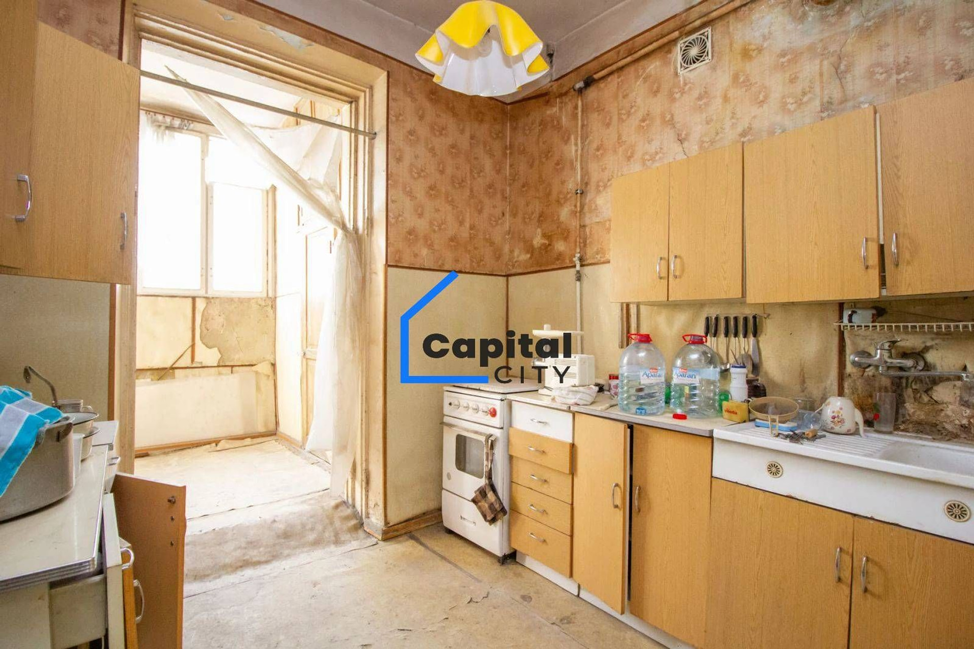 3 սենյականոց բնակարան վաճառքի Հերացու փողոցում, Կենտրոնում, Երևան, 89 մ², քարե, զրոյական