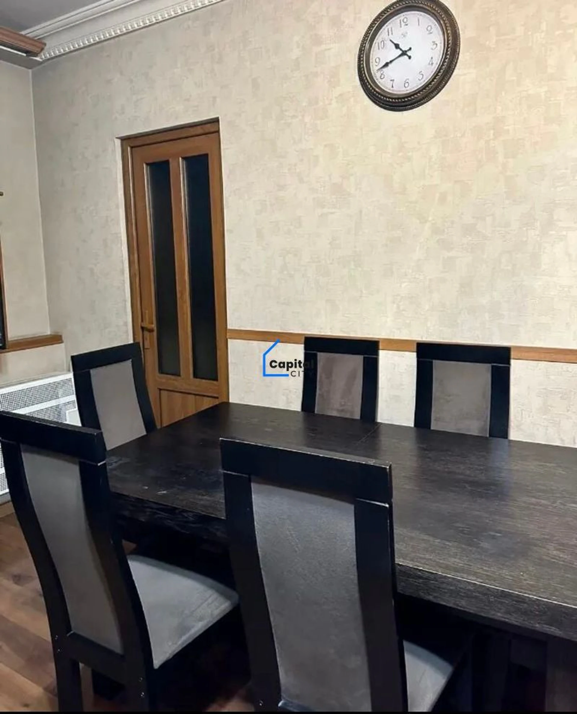 2 սենյականոց բնակարան վաճառքի Թումանյան փողոցում, Կենտրոնում, Երևան, 45 մ², քարե, վերանորոգված
