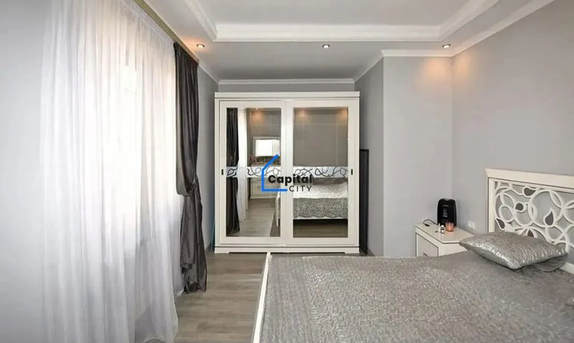 3 սենյականոց բնակարան վարձակալության Վահրամ Փափազյանի փողոցում, Արաբկիրում, Երևան