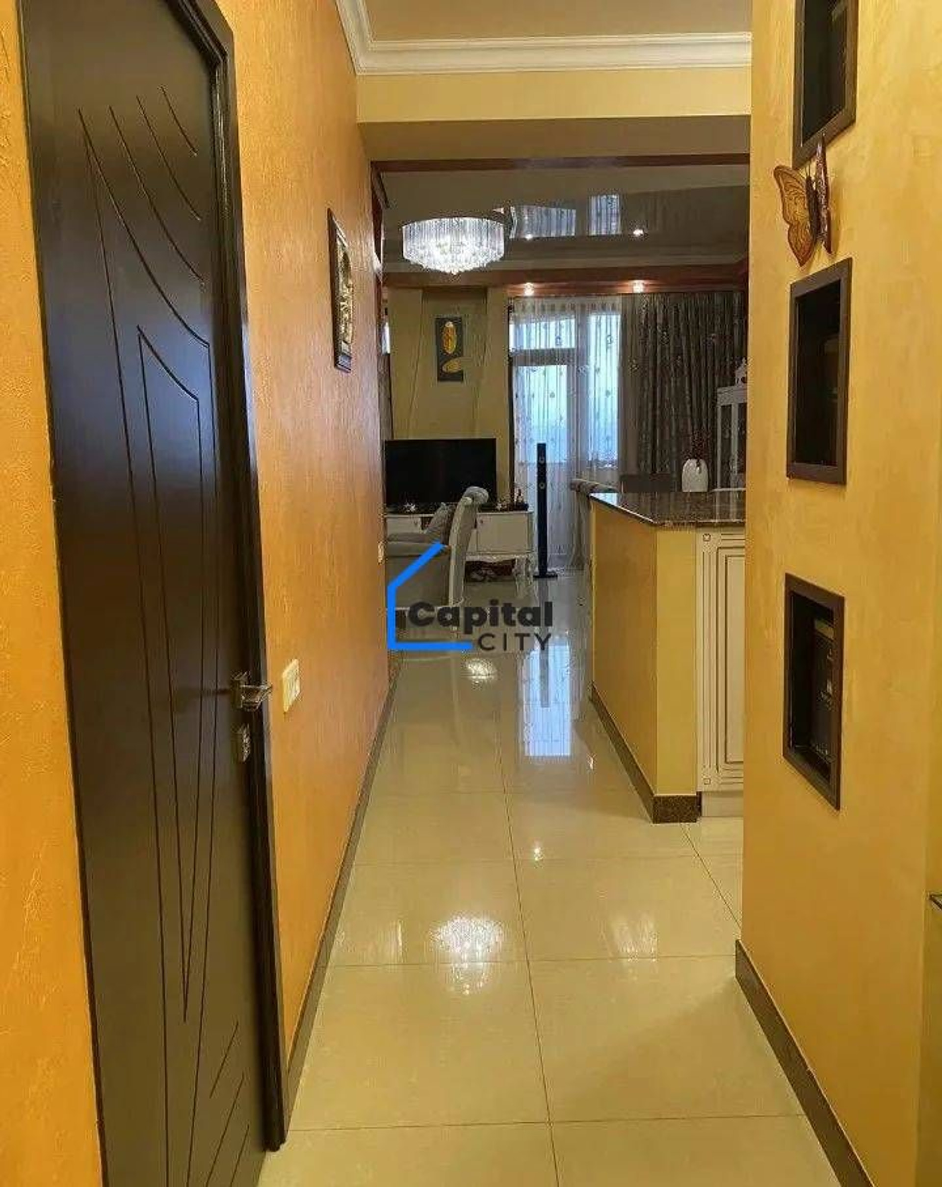 Տարածուն 4 սենյականոց բնակարան վաճառքի Սասնա Ծռերի փողոցում, Դավիթաշենում, Երևան