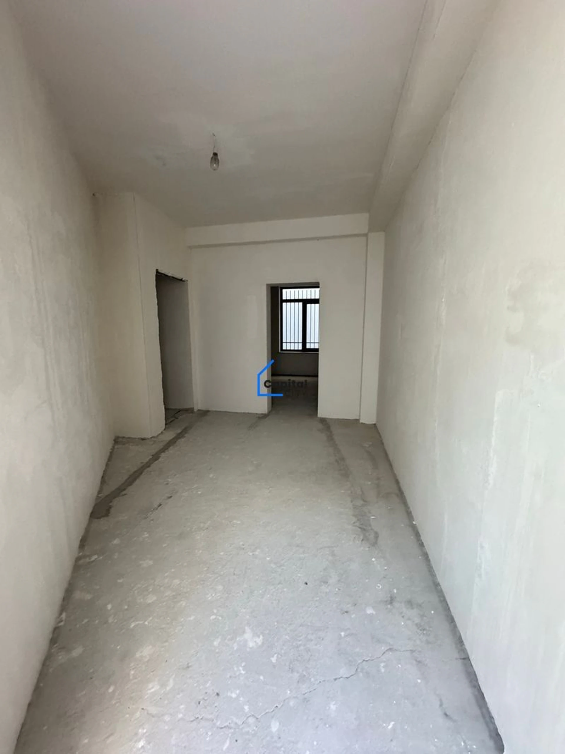 Կոմերցիոն վաճառքի Verin Antarain փողոցում