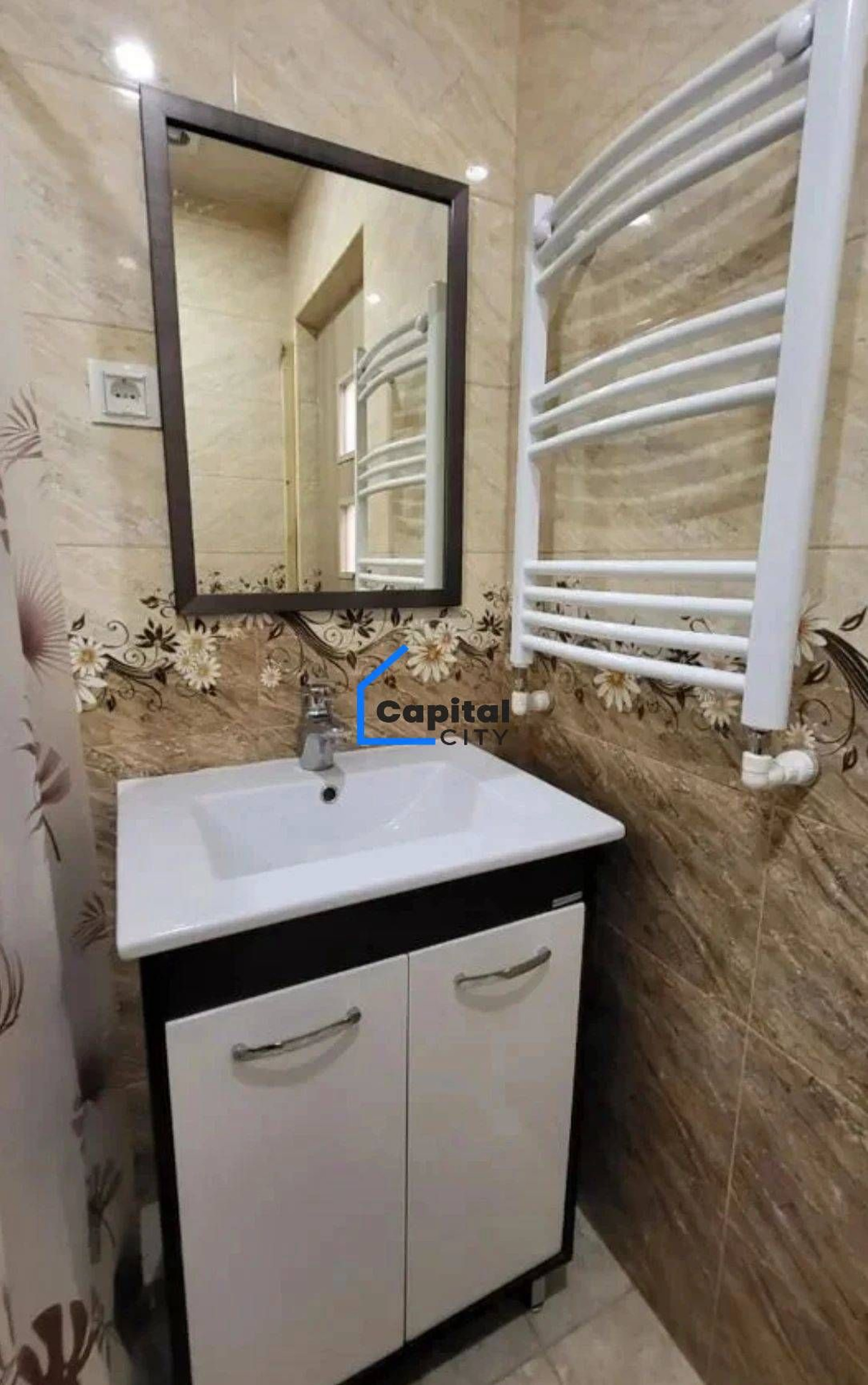Նորակառույց 2 սենյականոց բնակարան վաճառքի Արգիշտի փողոցում, Կենտրոնում, Երևան